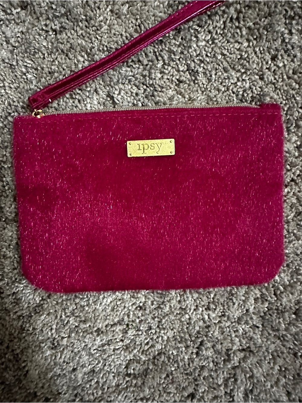 ipsy Sparkling Magenta Wristlet Clutch